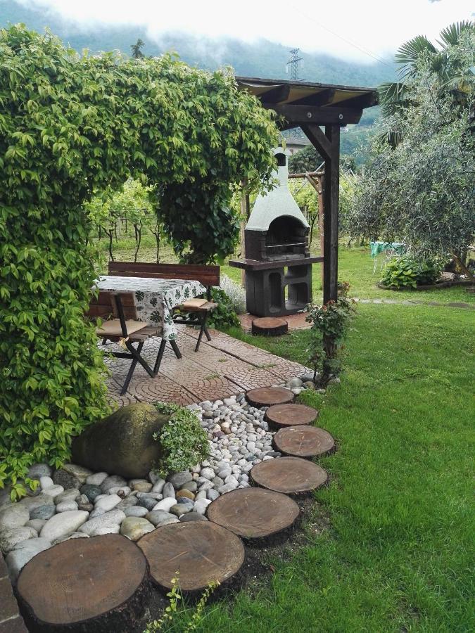 La Casa Nel Verde Arco Bagian luar foto